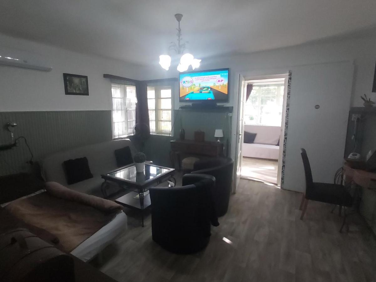 Garden Budha Relax Apartman, Parking, Bbq, Terrace شيوفوك المظهر الخارجي الصورة
